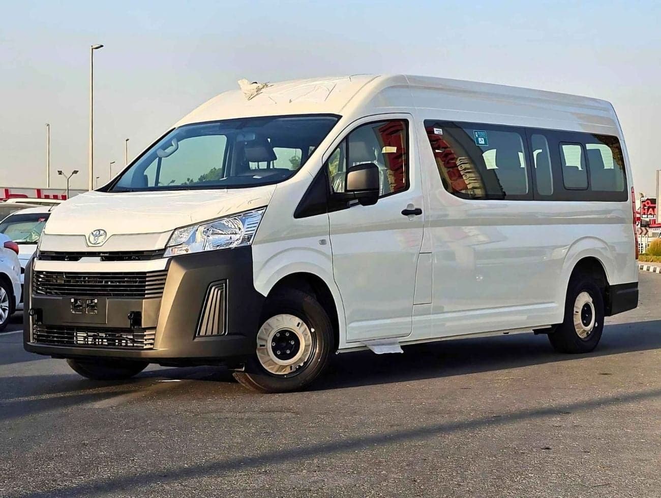 2026 Toyota Hiace GL thumbnail 2
