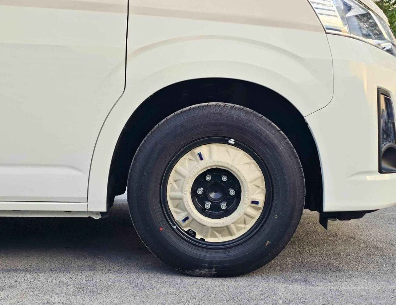 2026 Toyota Hiace GL thumbnail 9
