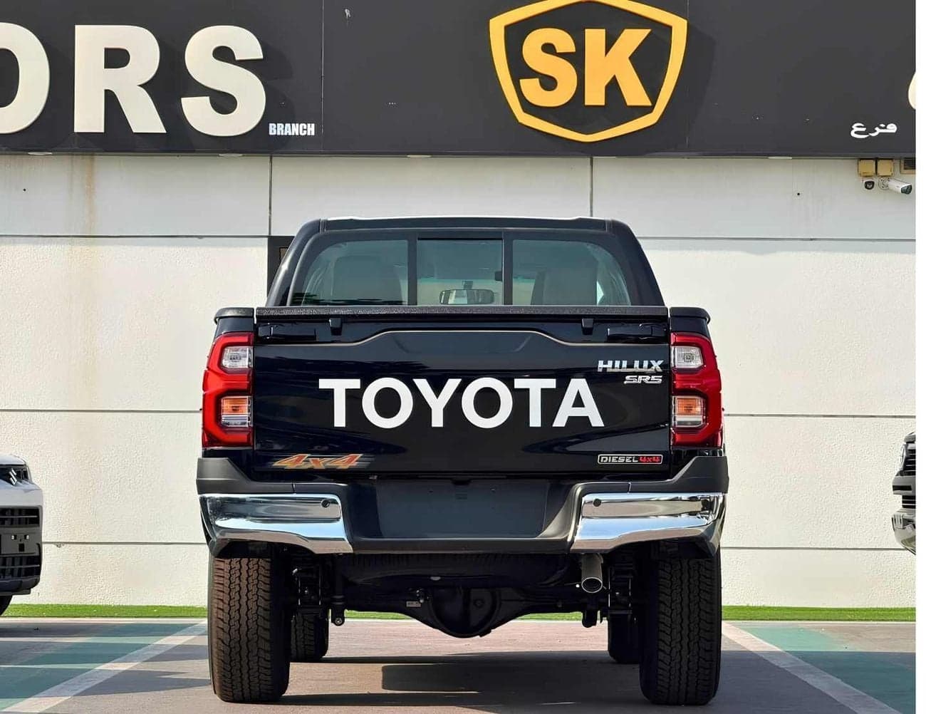 2026 Toyota Hilux sr5 diesel thumbnail 4