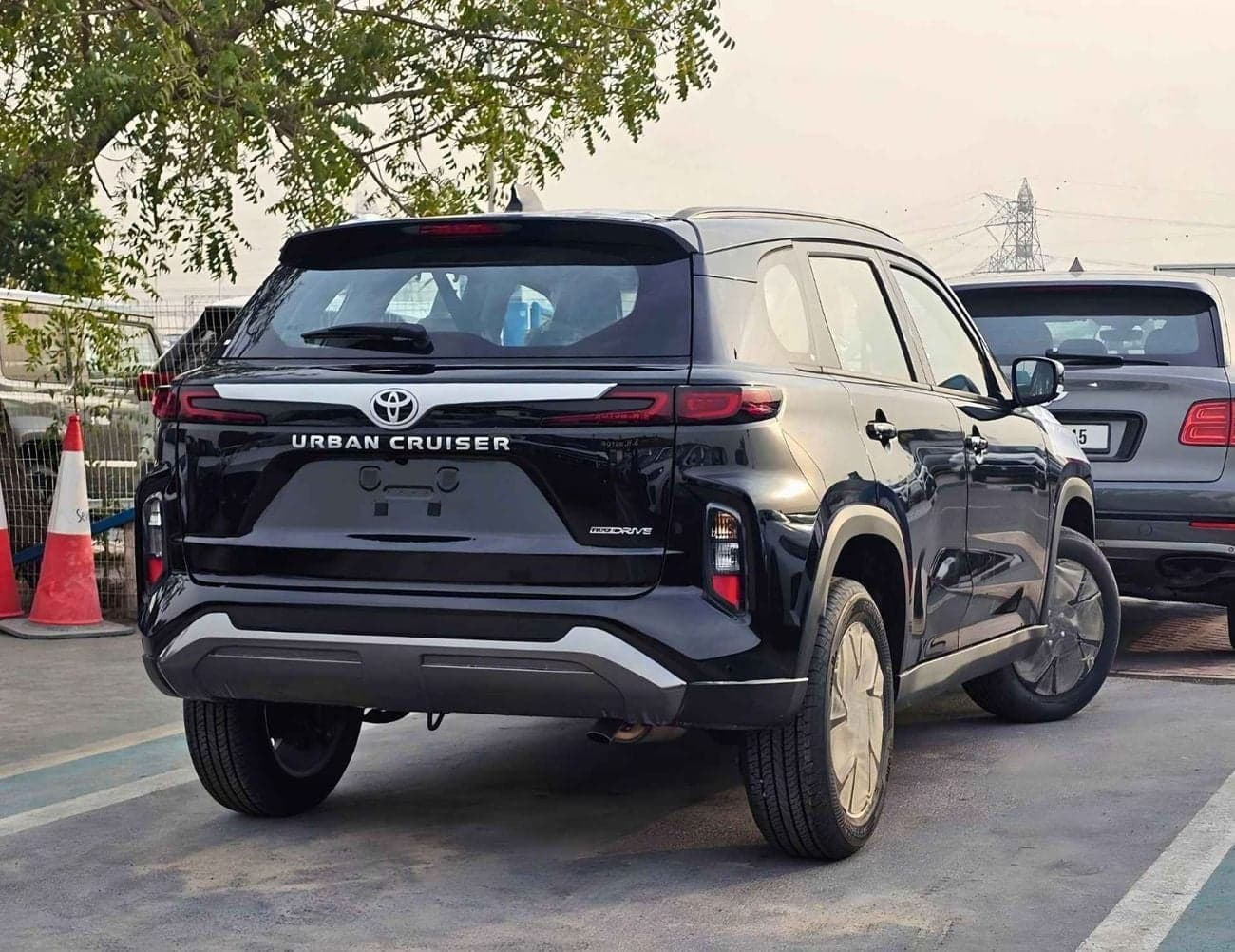 2026 Toyota Urban Cruiser GL thumbnail 5