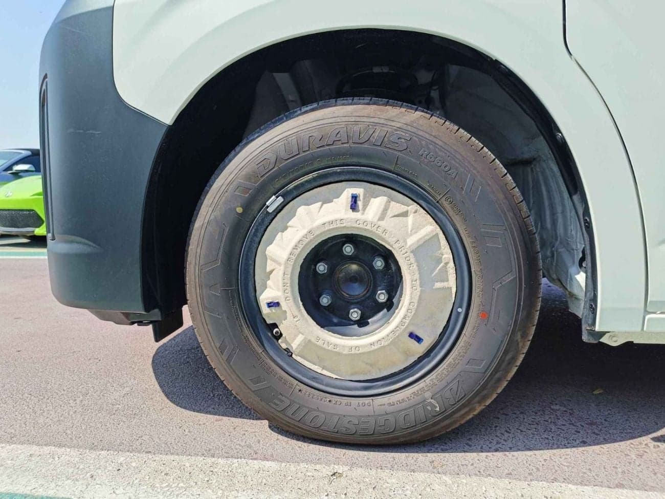 2026 Toyota Hiace CARGO LOW ROOF thumbnail 10