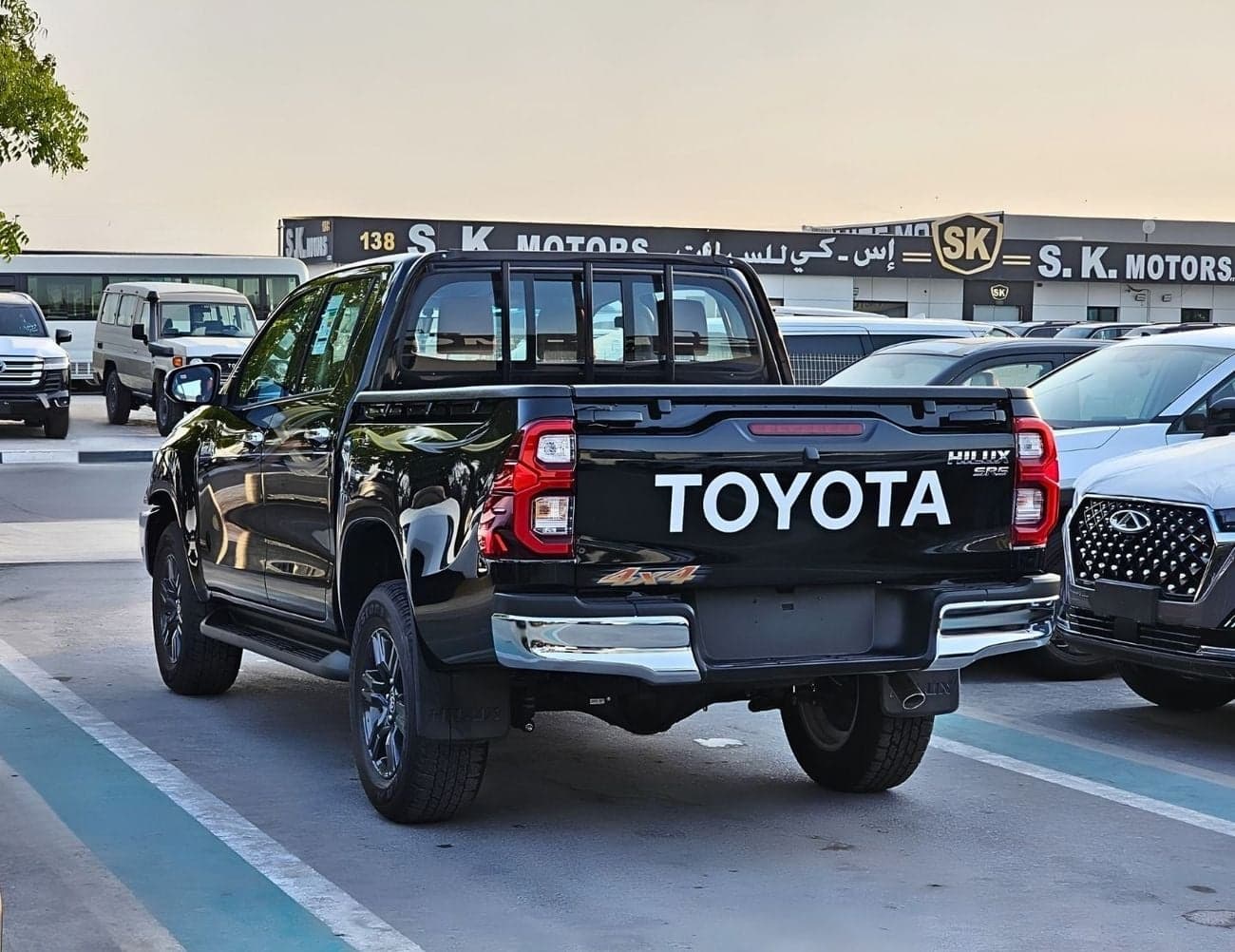 2026 Toyota Hilux SR5 WIDE BODY thumbnail 4