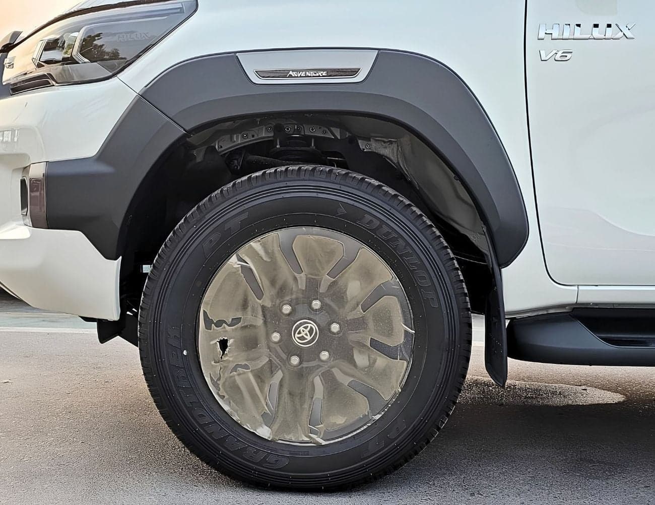 2026 Toyota Hilux ADVENTURE thumbnail 9