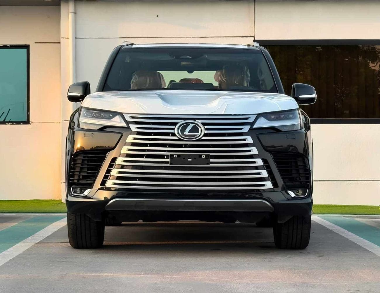 2026 Lexus LX600 SIGNATURE thumbnail 2