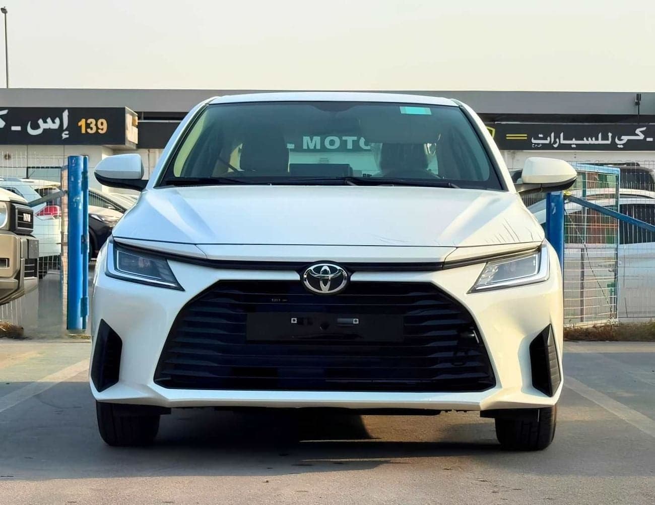 2026 Toyota Yaris E thumbnail 2