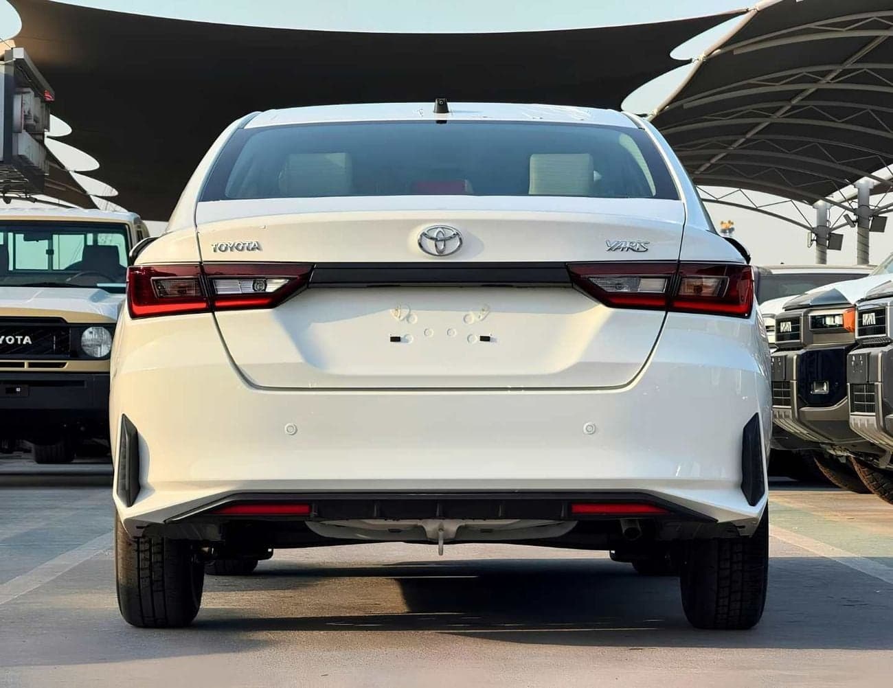 2026 Toyota Yaris E thumbnail 3
