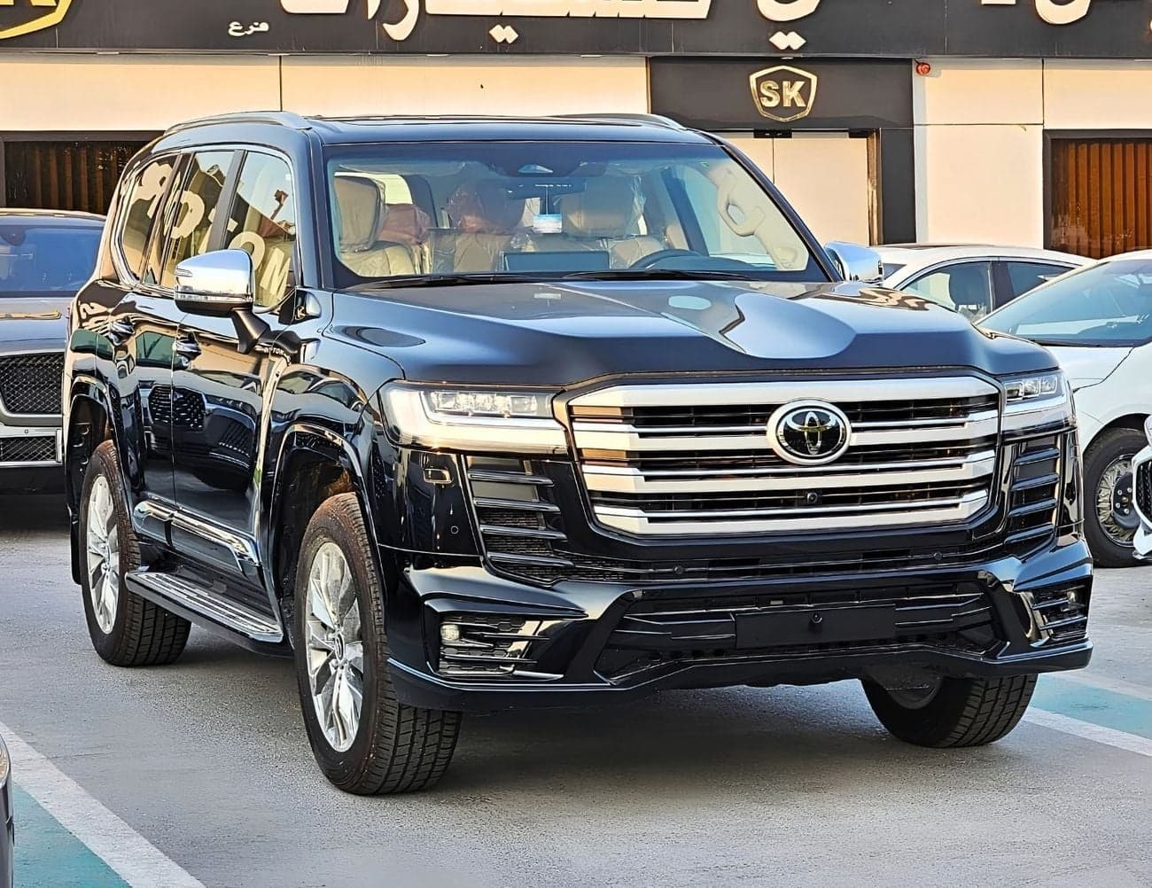 2026 Toyota Land Cruiser VXR thumbnail 2