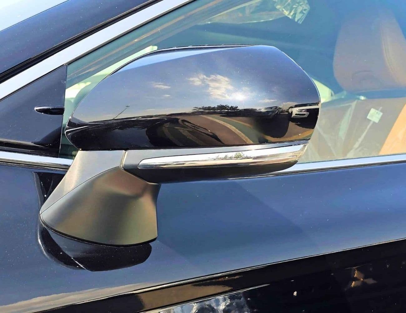2026 Toyota Camry GLE thumbnail 9