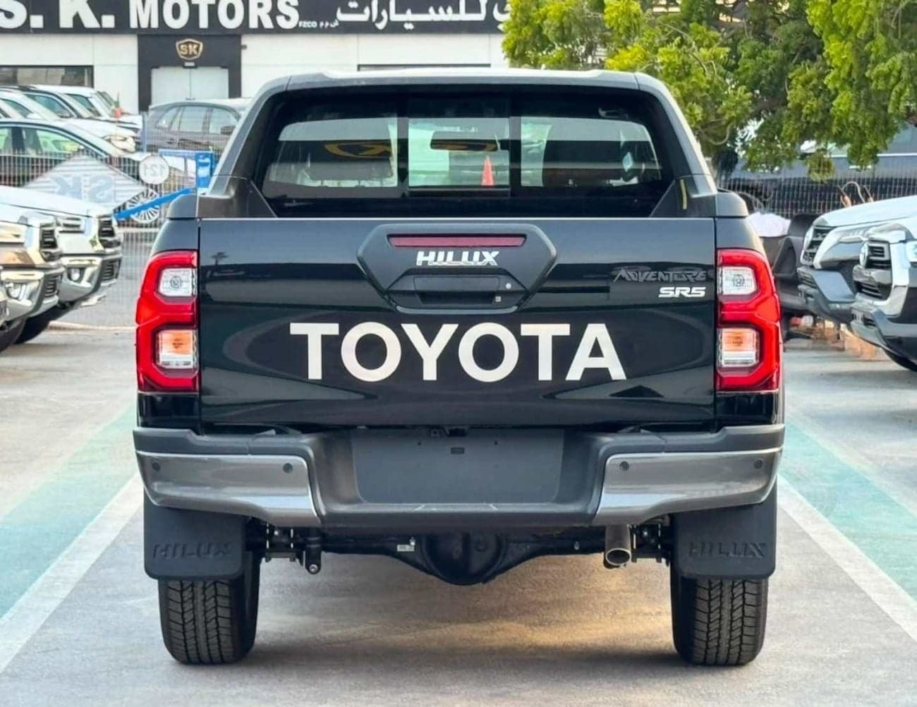 2026 Toyota Hilux ADVENTURE thumbnail 3