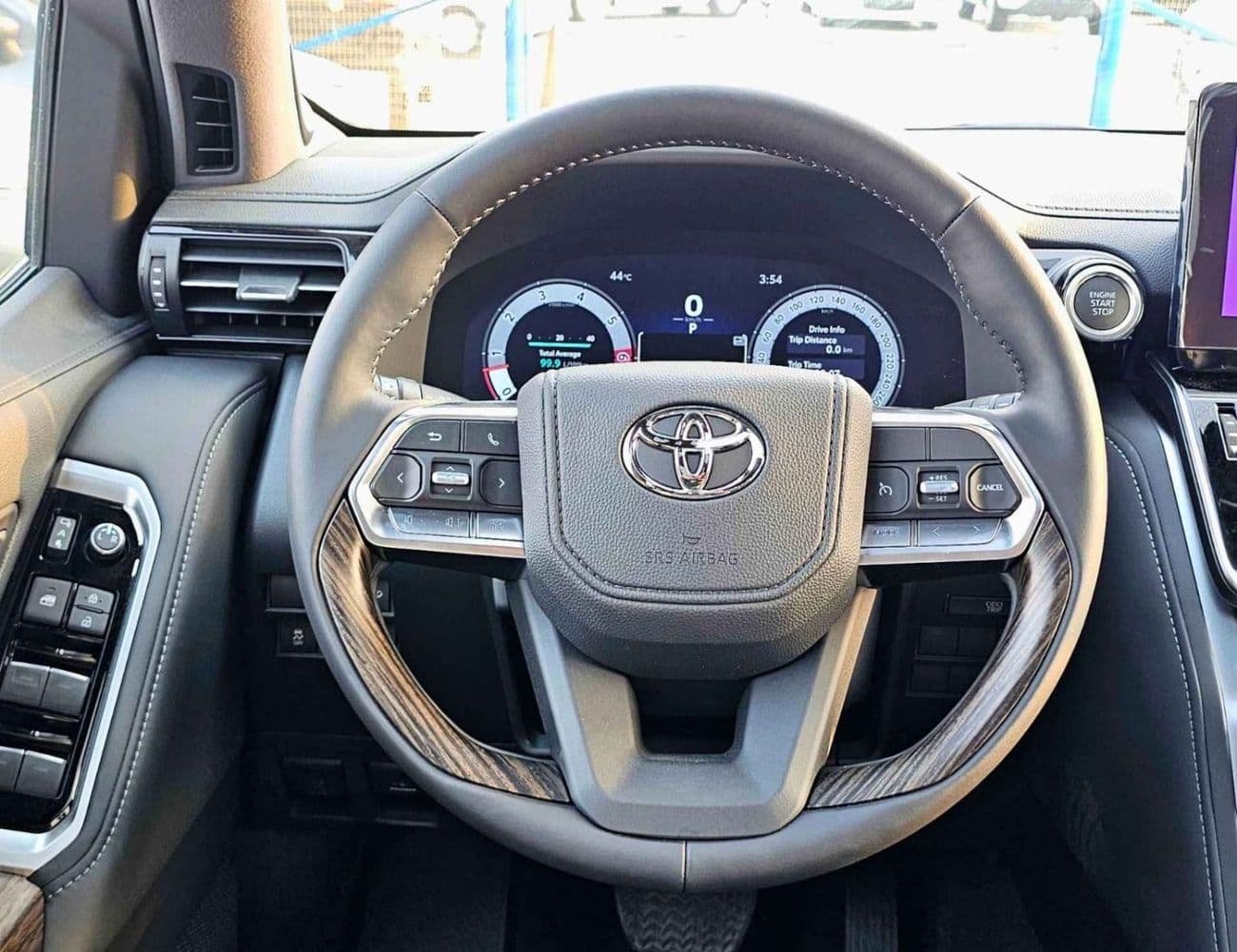 2026 Toyota Land Cruiser VXR thumbnail 10