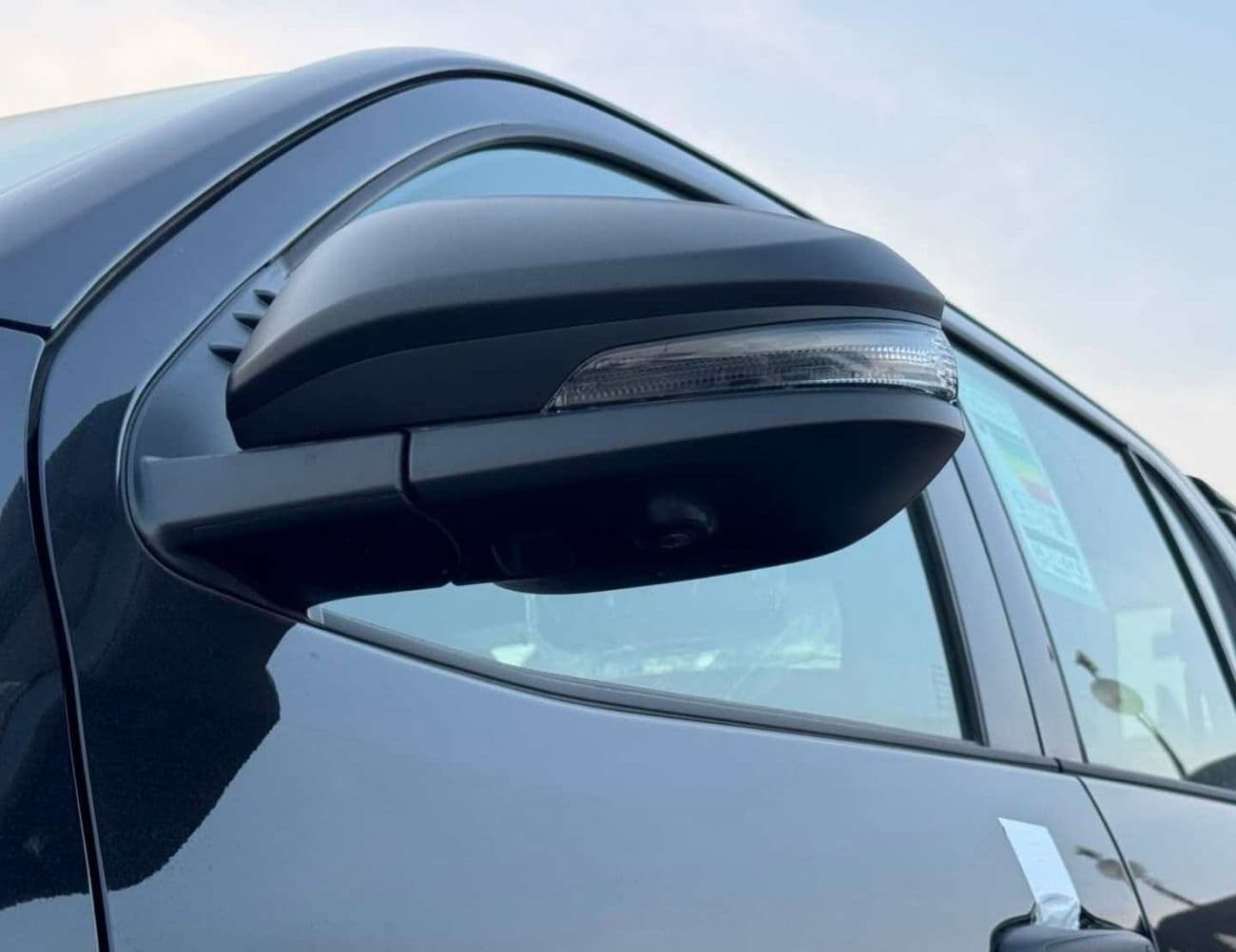 2026 Toyota Hilux ADVENTURE thumbnail 7