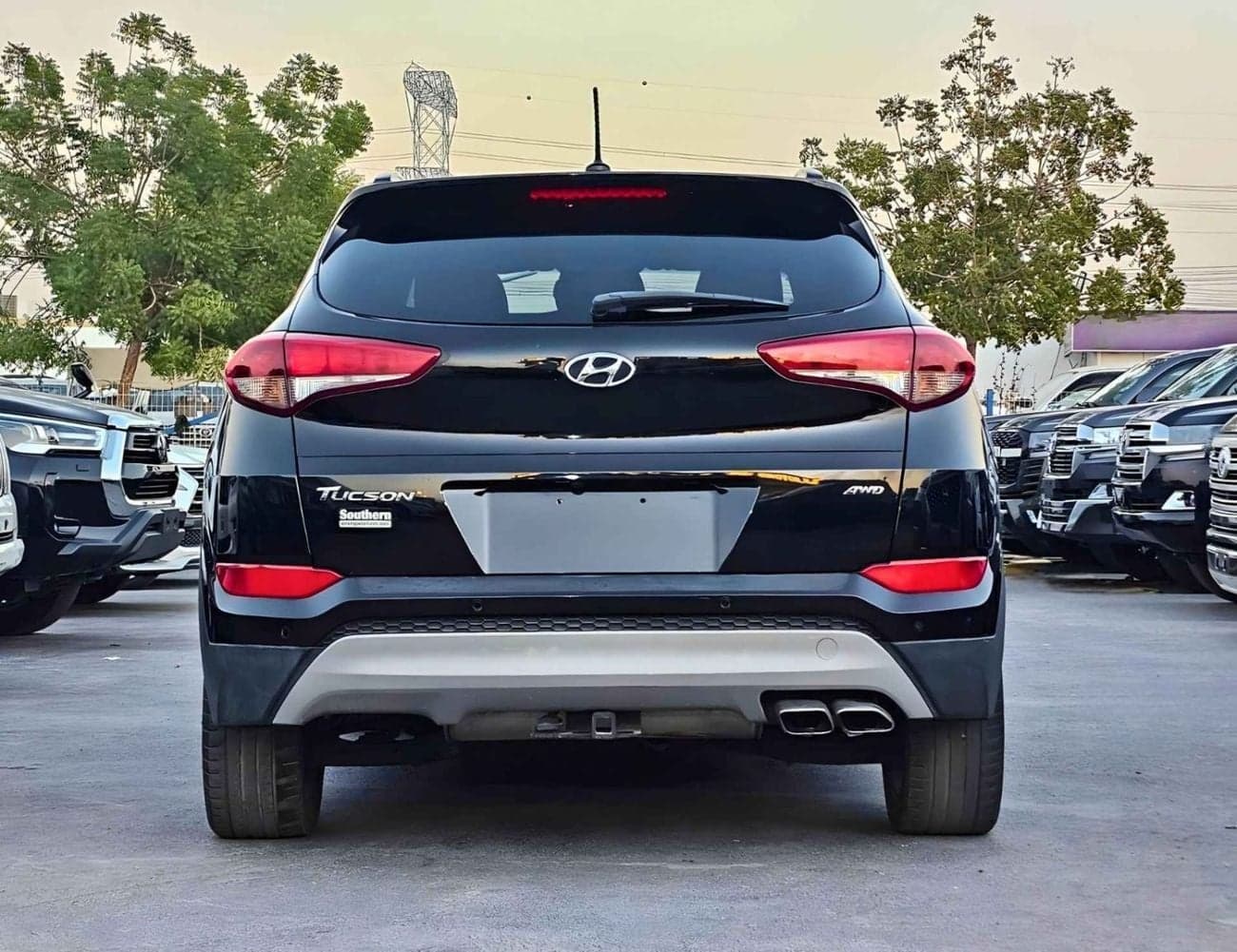 2017 Hyundai Tucson STANDARD thumbnail 4