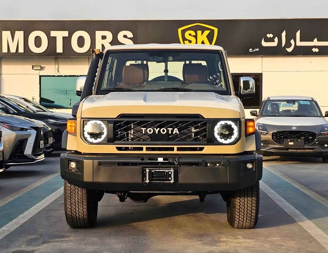 2026 Toyota Land Cruiser Pick Up LC79 LX-Z1 DOUBLE CABIN 2.8L DIESEL V4 thumbnail 2