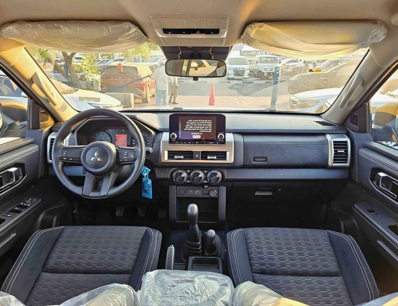 2025 Mitsubishi L200 GLS thumbnail 10