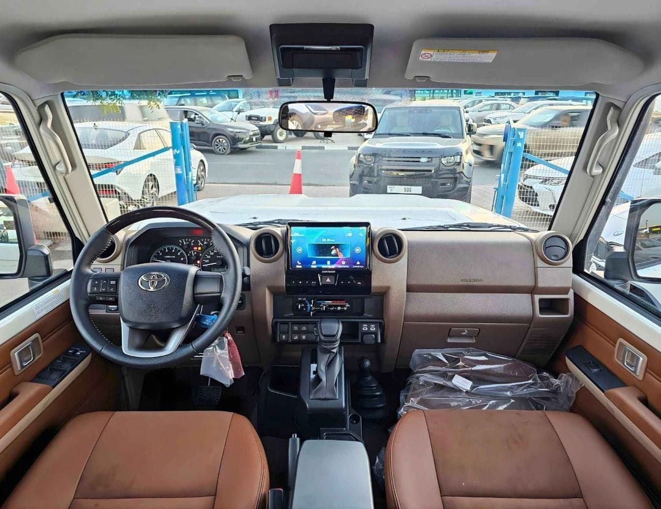 2026 Toyota Land Cruiser 70 LC76 HT VXR thumbnail 5