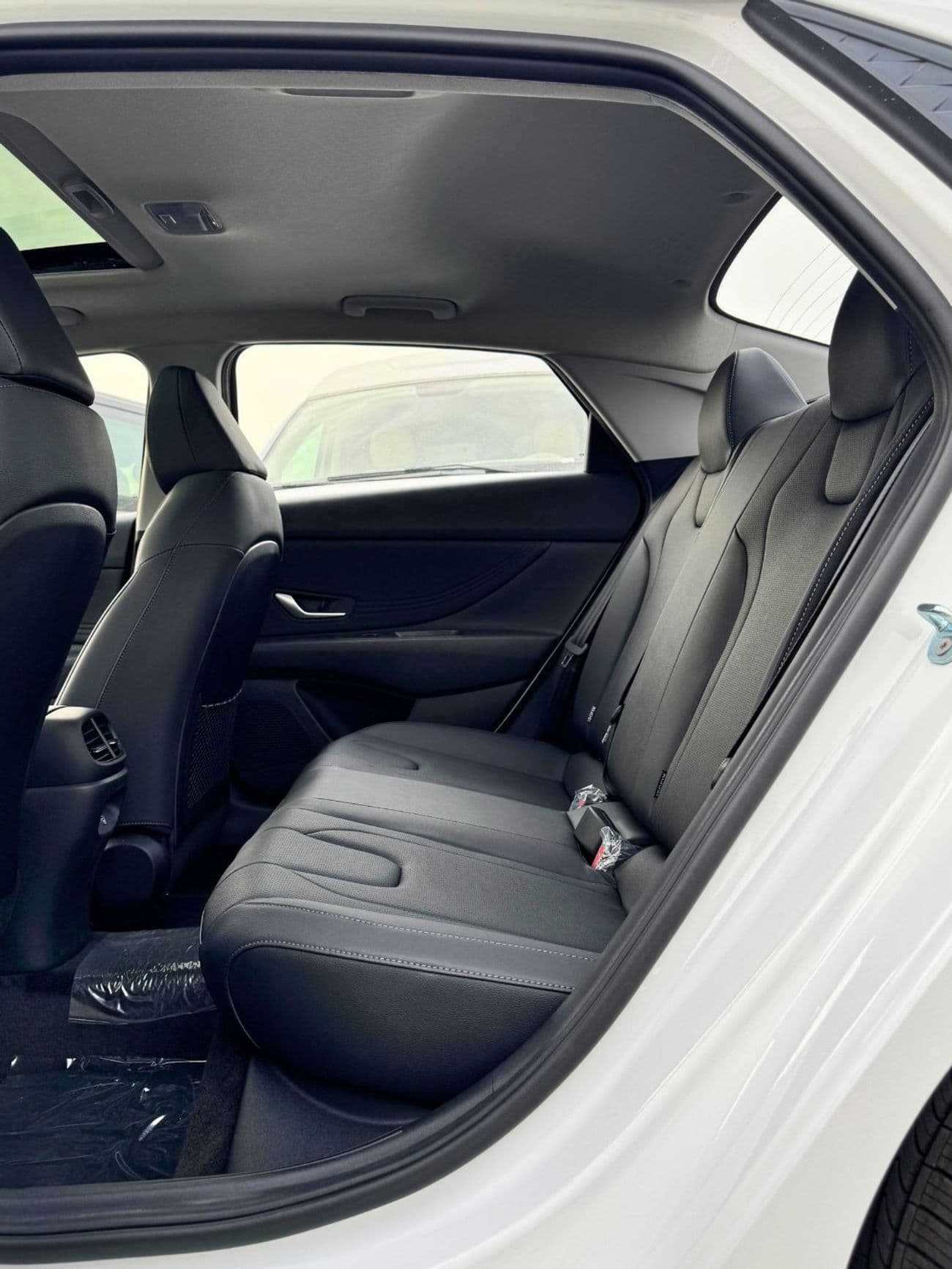 2025 Hyundai Elantra SMART thumbnail 7