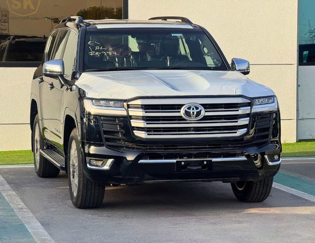 2026 Toyota Land Cruiser VX thumbnail 3