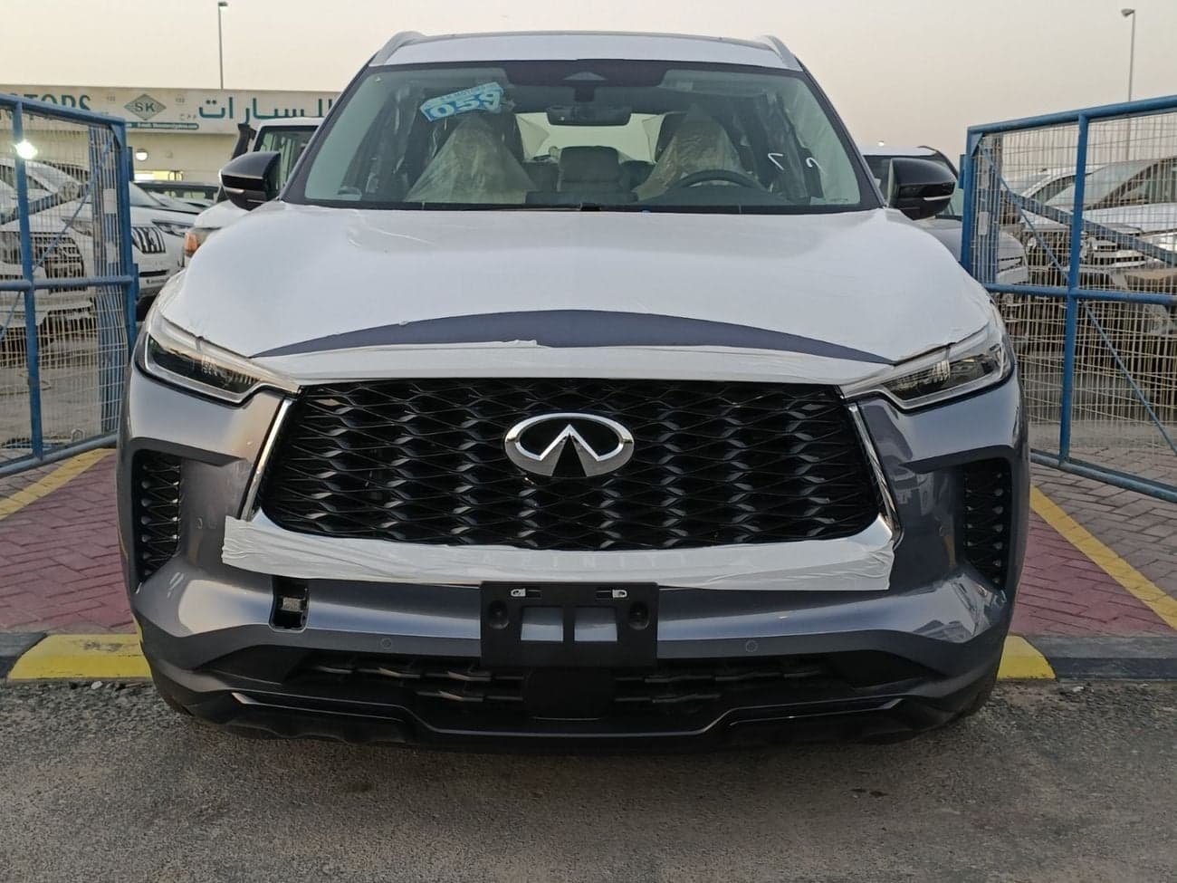 2023 Infiniti QX60 thumbnail 2