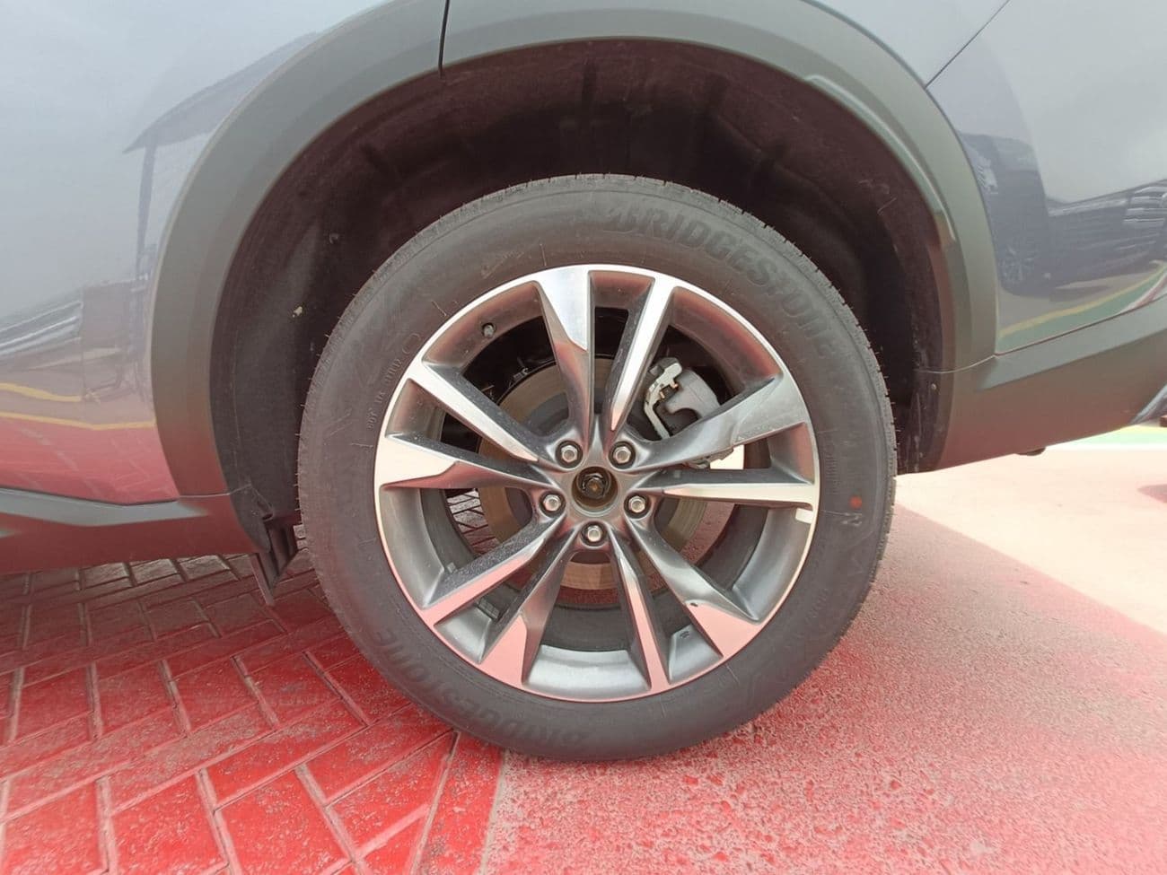 2023 Infiniti QX60 LUXE CLIMATE thumbnail 5