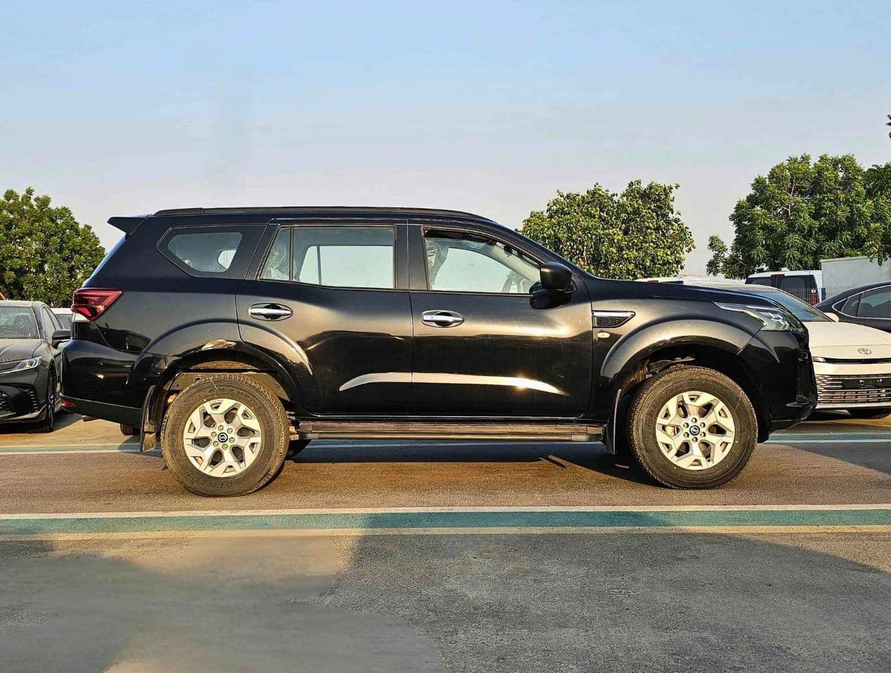 2023 Nissan X Terra SE thumbnail 2