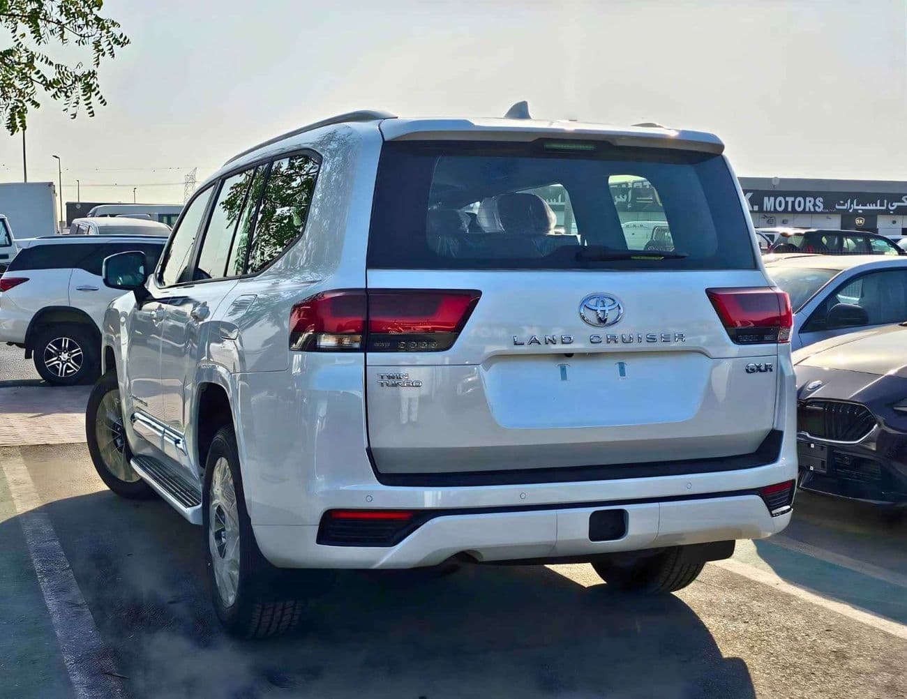 2026 Toyota Land Cruiser GXR thumbnail 6