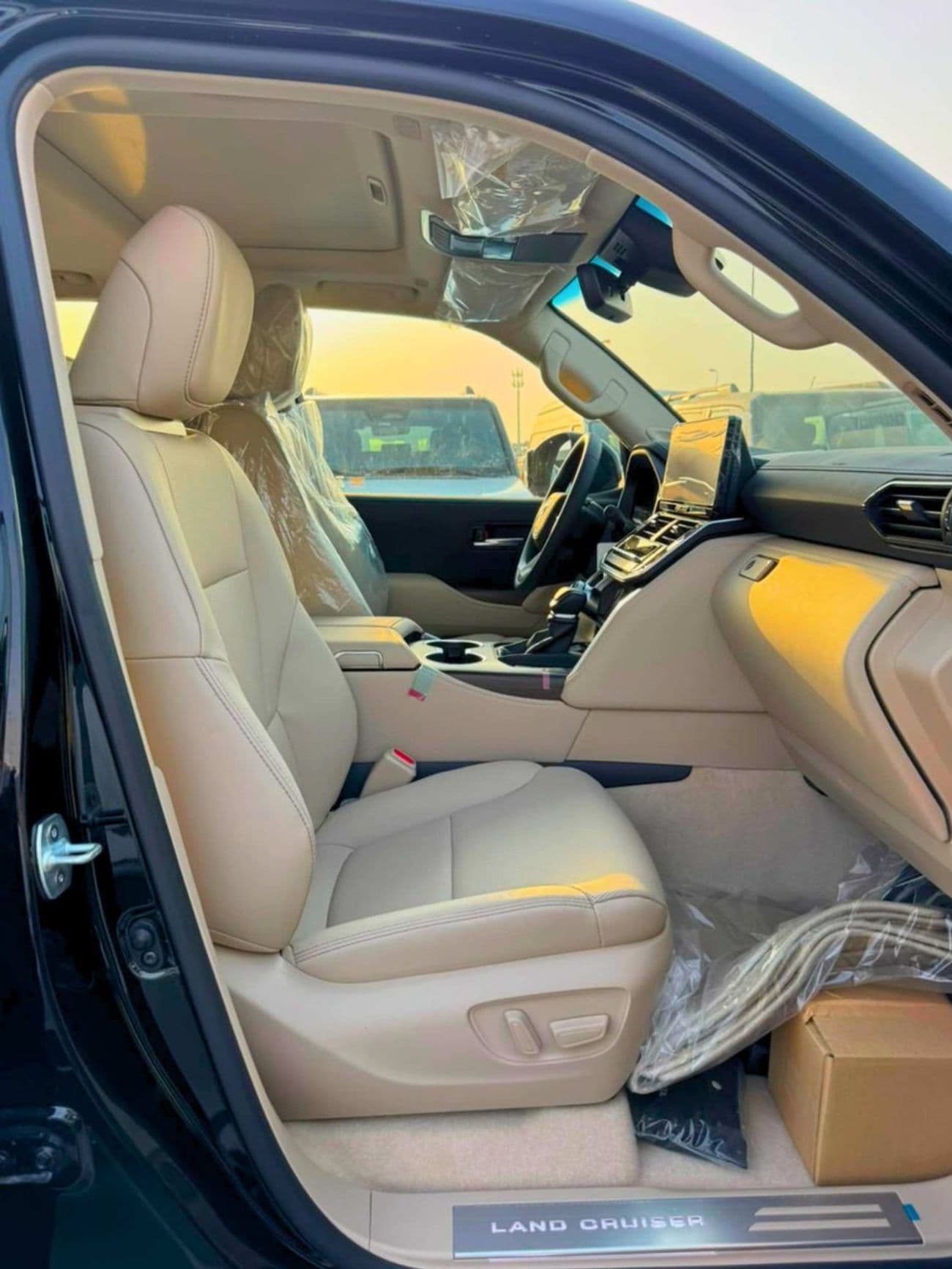 2026 Toyota Land Cruiser GXR thumbnail 10