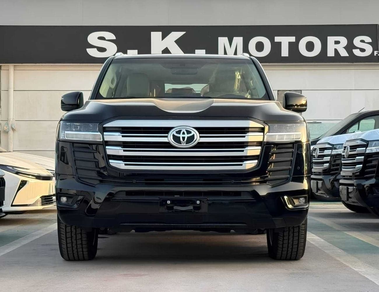2026 Toyota Land Cruiser GXR thumbnail 2