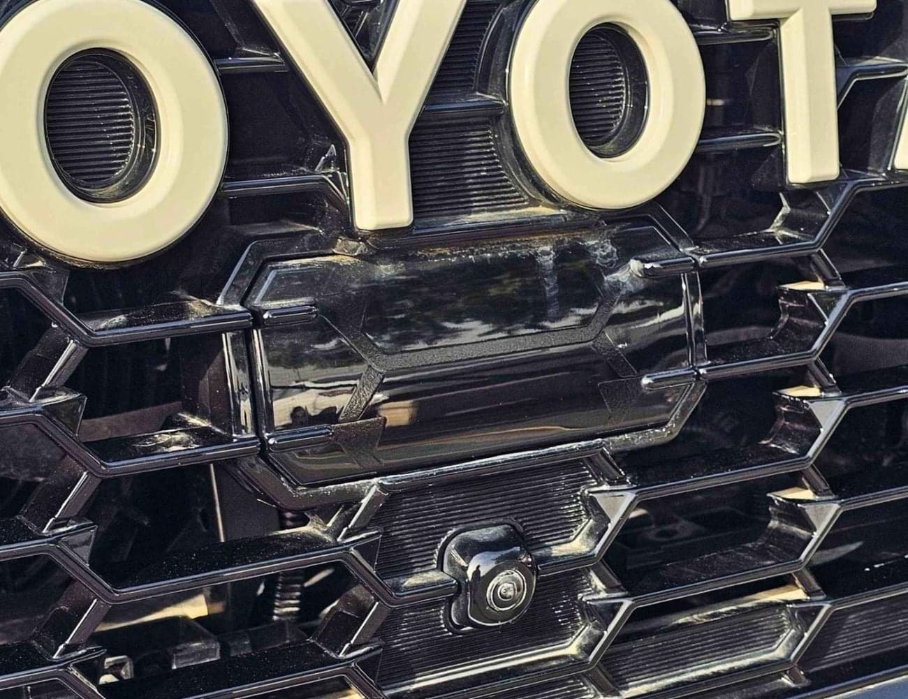 2025 Toyota Land Cruiser GR SPORT thumbnail 10