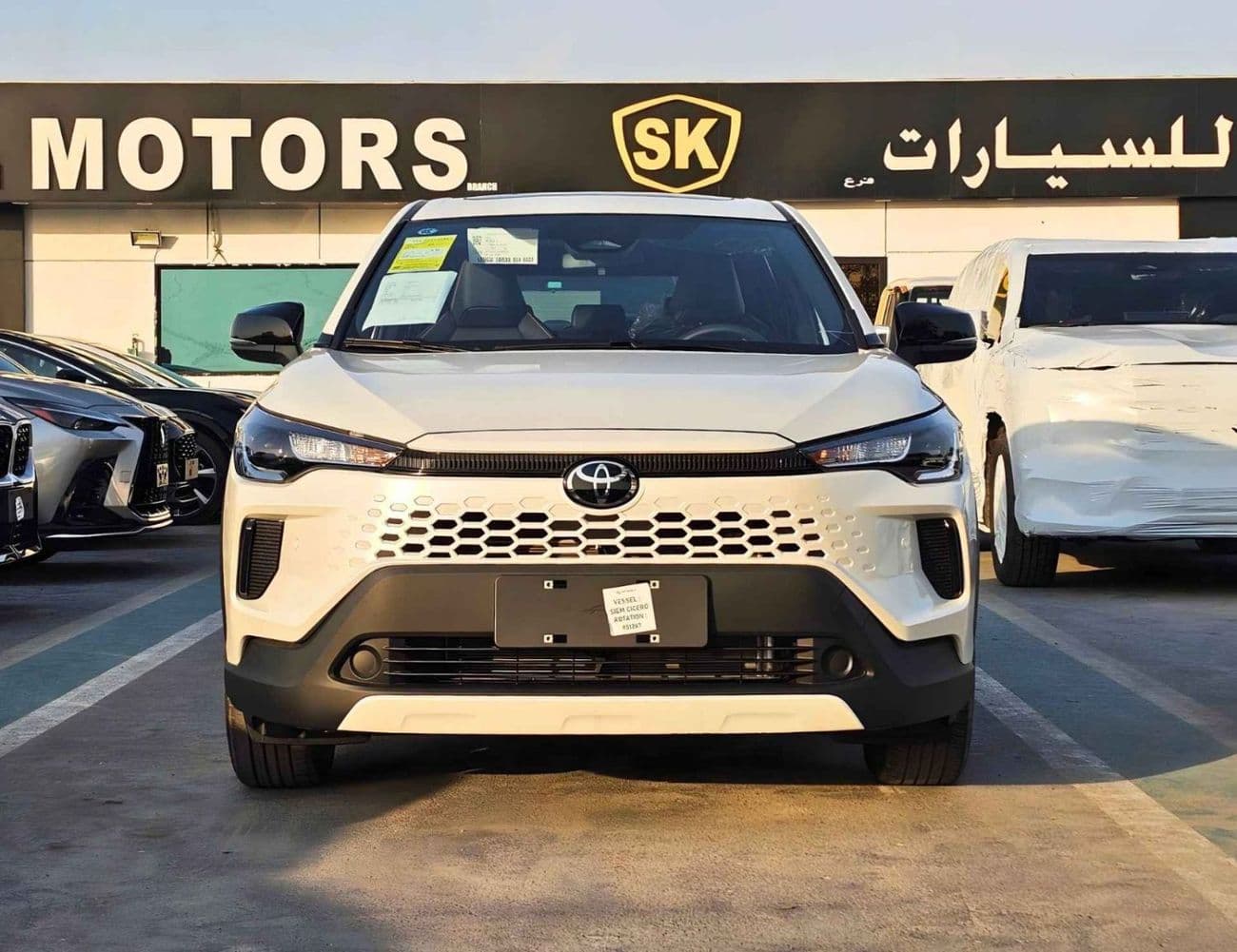 2025 Toyota Corolla Cross ELITE 2.0L HYBRID thumbnail 2