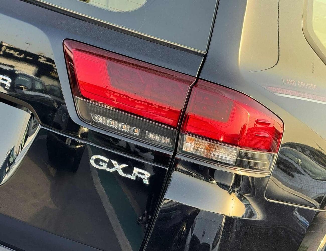 2026 Toyota Land Cruiser GXR thumbnail 9
