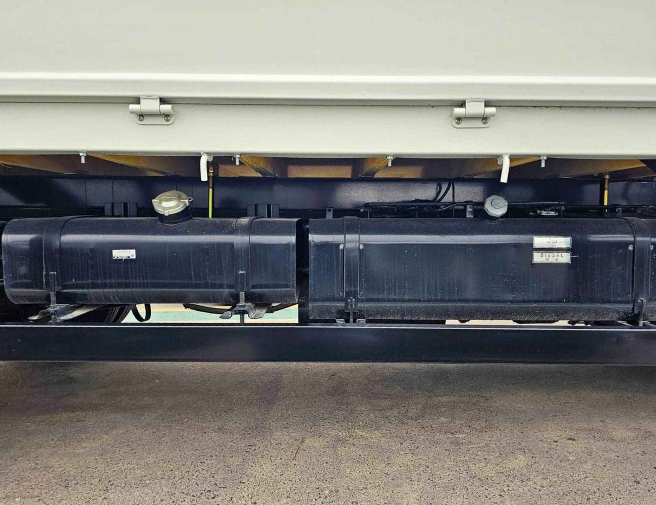 2026 Mitsubishi Fuso Canter CARGO 4.4L DIESEL thumbnail 7