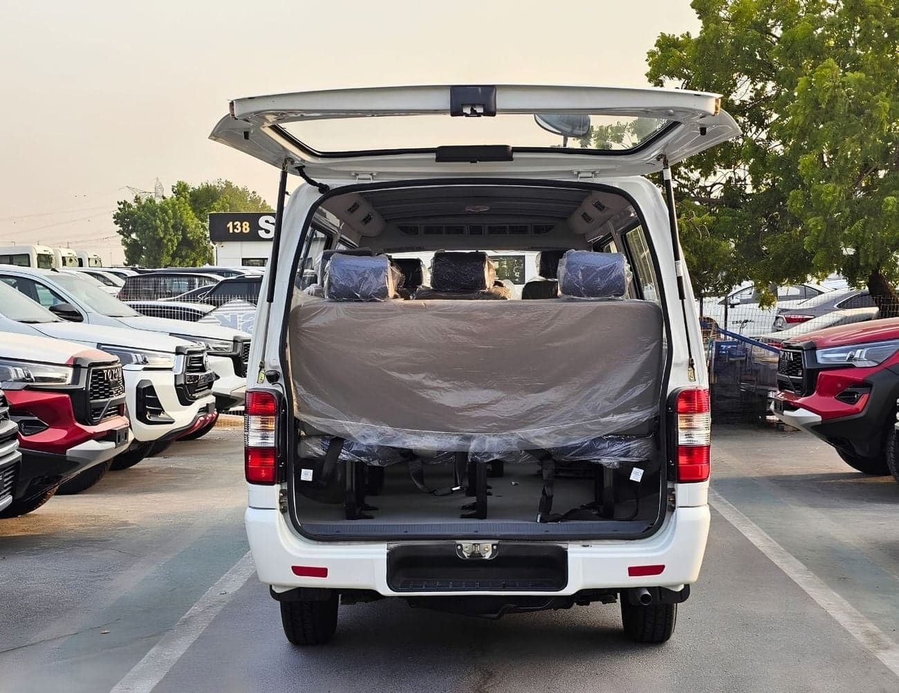 2026 Jincheng Hiace 2.2L PETROL MANUAL thumbnail 7