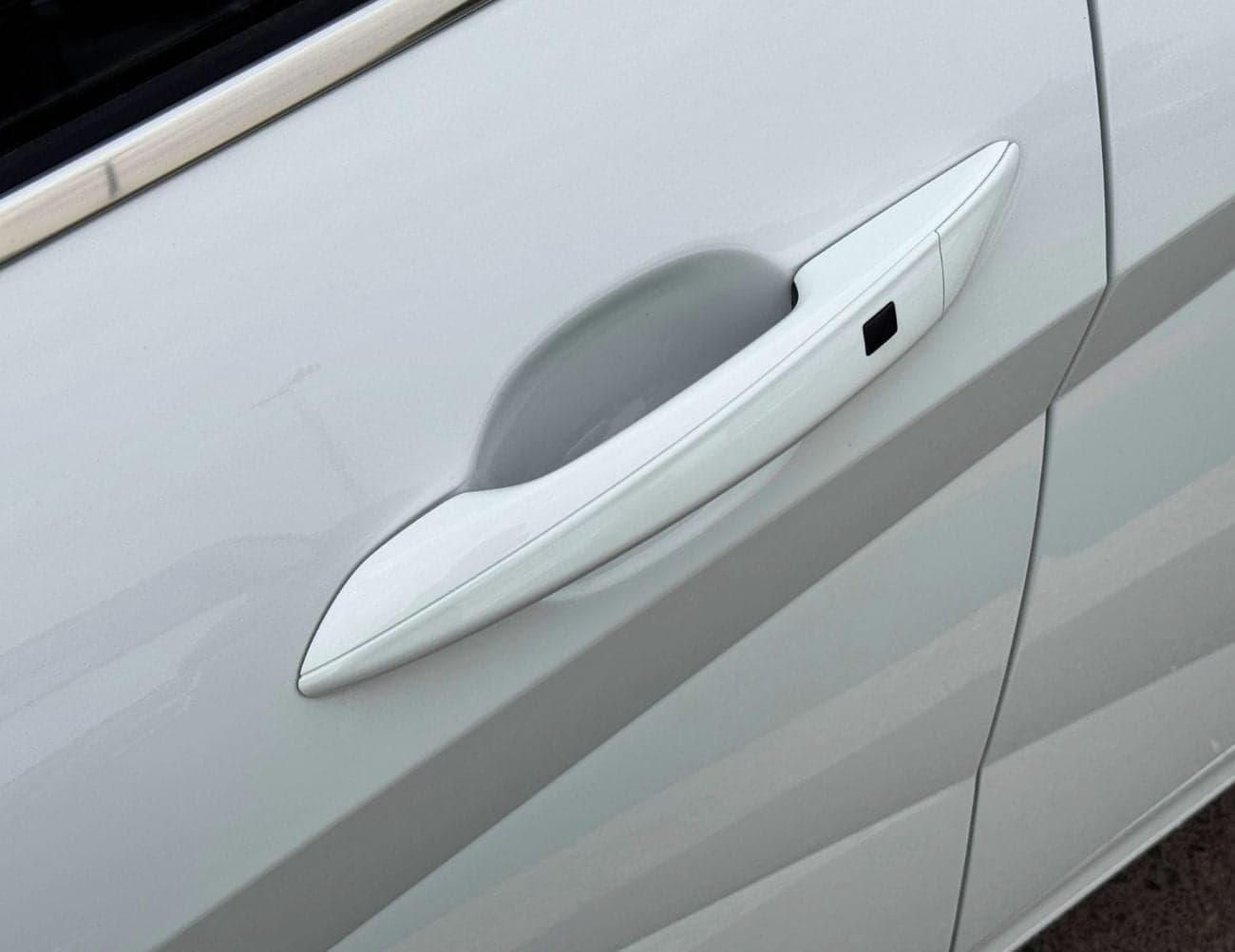 2025 Hyundai Elantra SMART thumbnail 5
