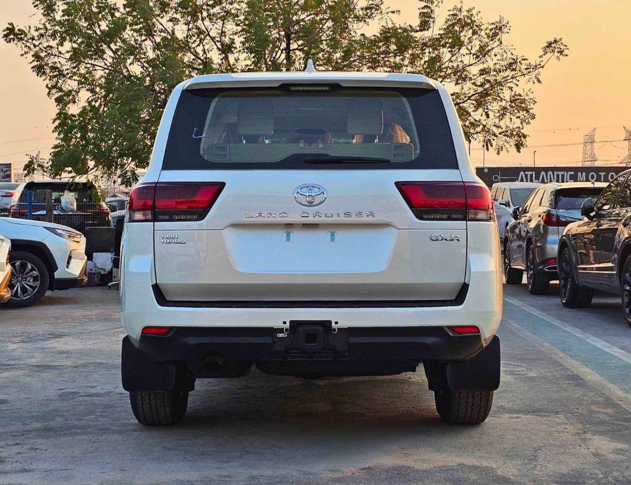 2026 Toyota Land Cruiser GXR thumbnail 4