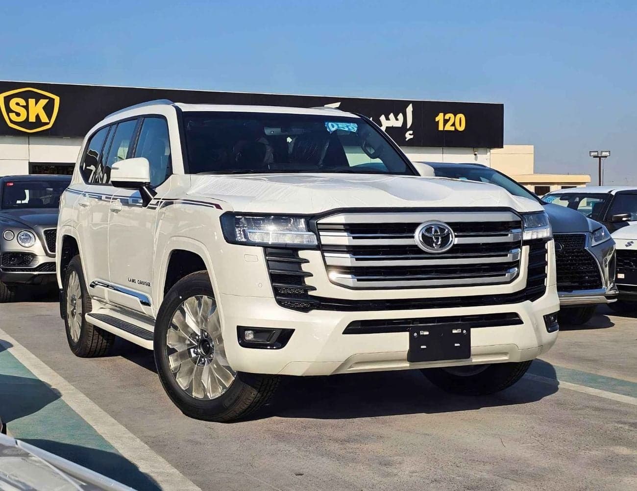 2026 Toyota Land Cruiser GXR thumbnail 3