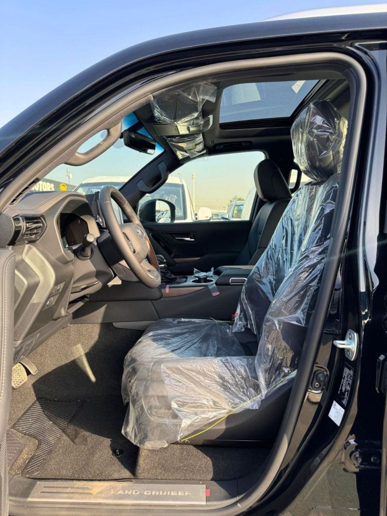 2026 Toyota Land Cruiser GXR thumbnail 7