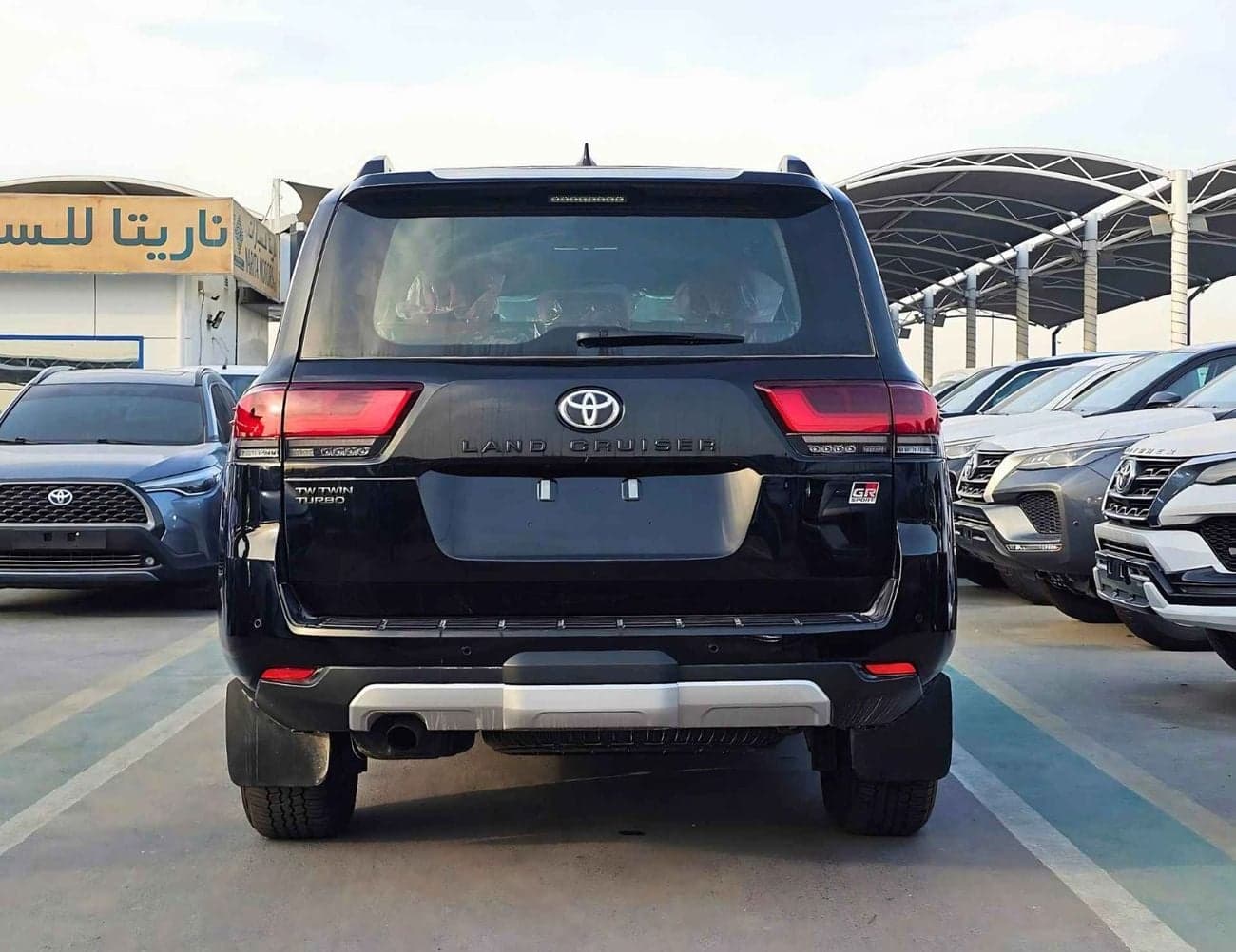 2026 Toyota Land Cruiser GR SPORT thumbnail 4