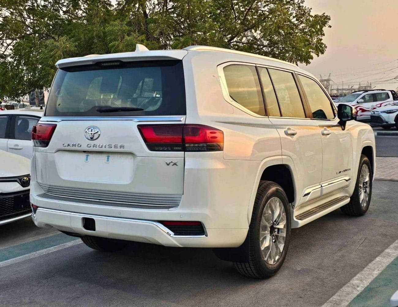 2026 Toyota Land Cruiser VX thumbnail 5
