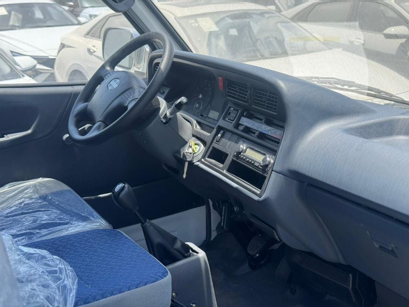 2026 Jincheng Hiace MINIBUS 2.2L PETROL MANUAL thumbnail 7
