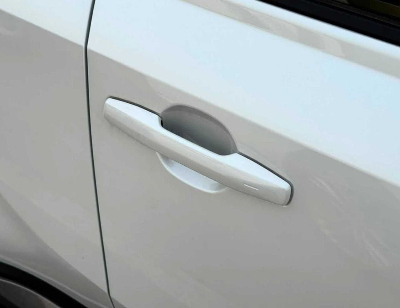 2026 Toyota RAV4 XLE thumbnail 6