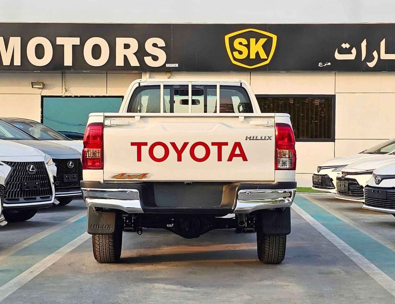 2026 Toyota Hilux GL thumbnail 5