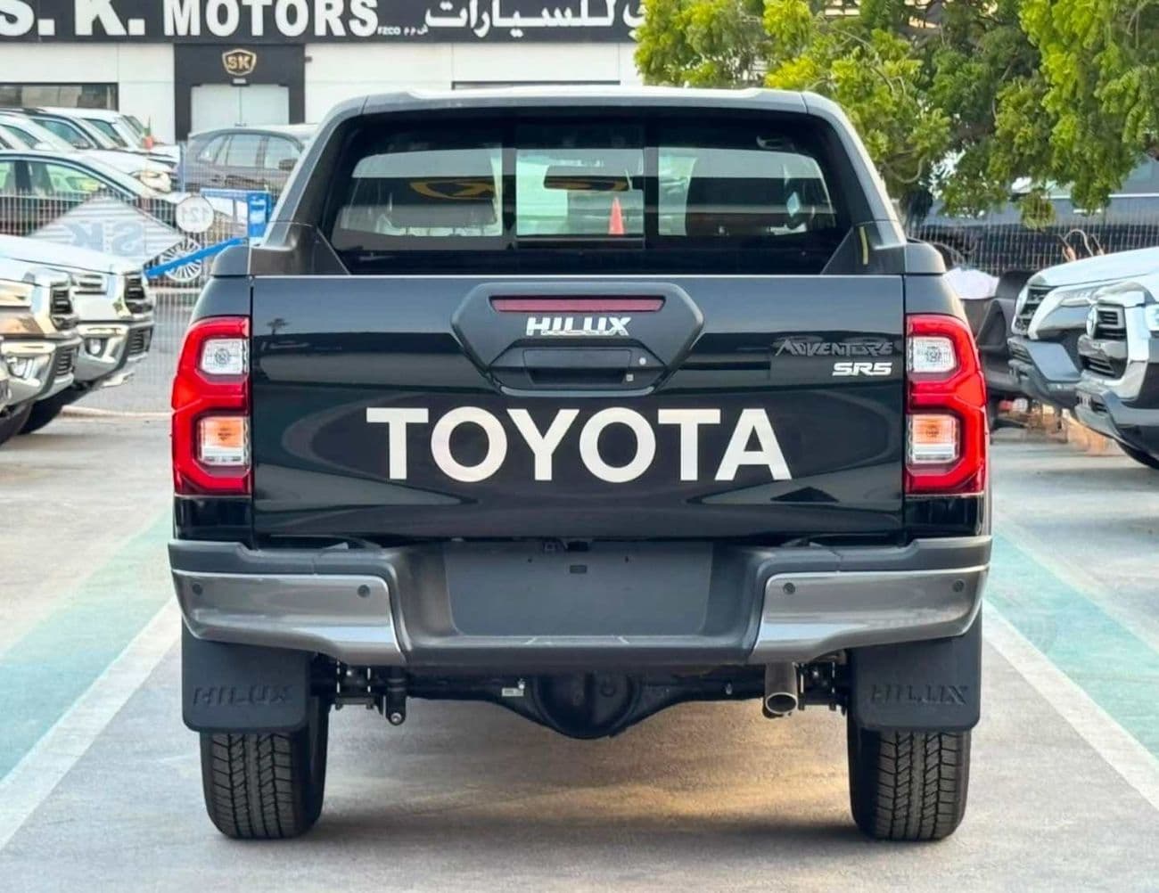 2026 Toyota Hilux ADVENTURE thumbnail 3