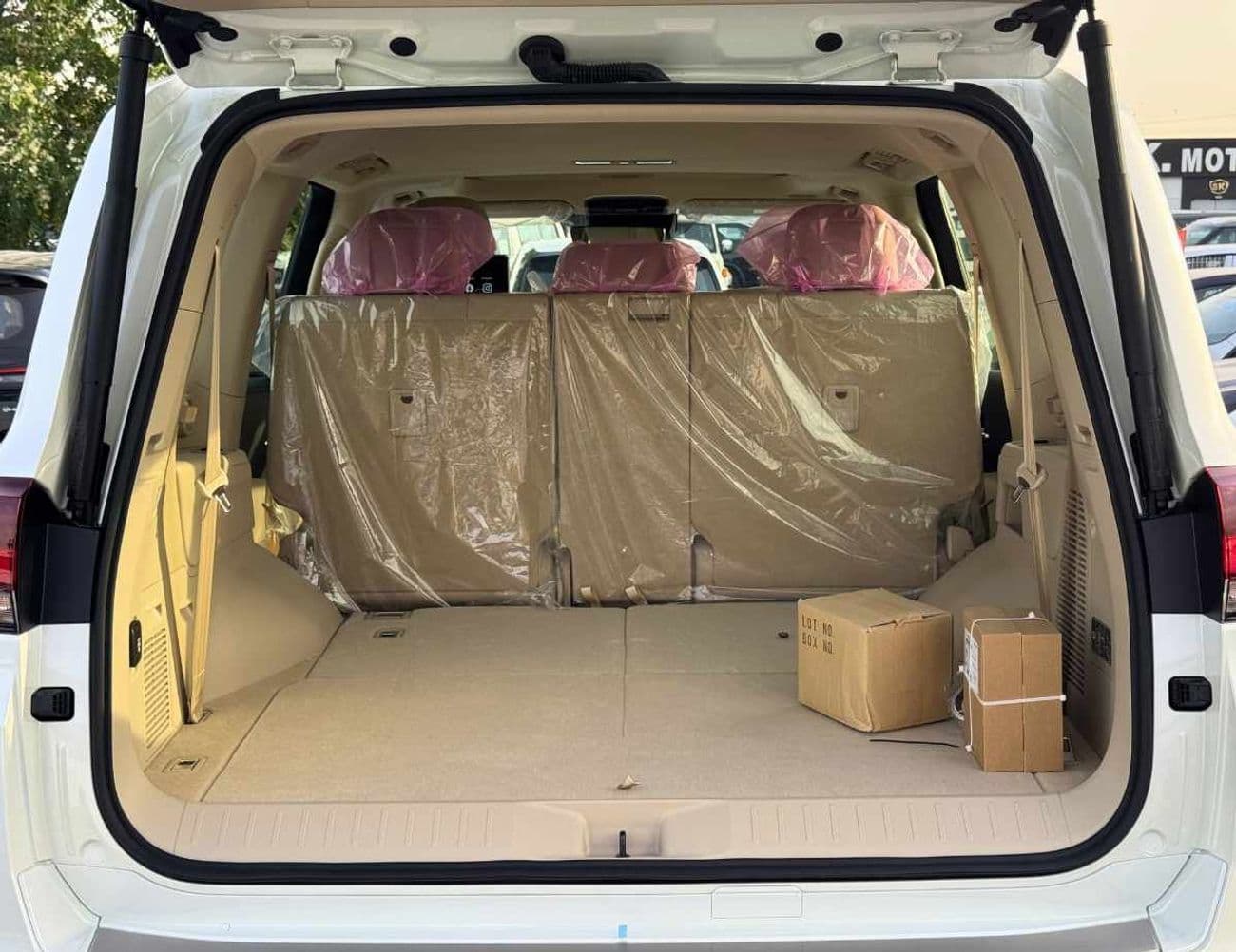 2026 Toyota Land Cruiser GXR thumbnail 6