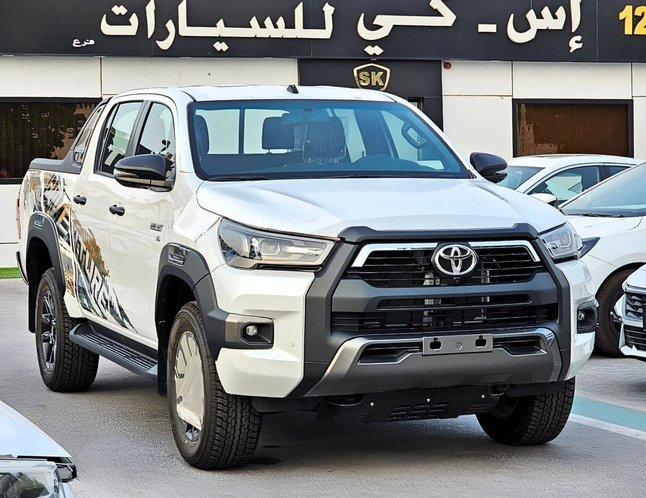 2026 Toyota Hilux ADVENTURE thumbnail 3
