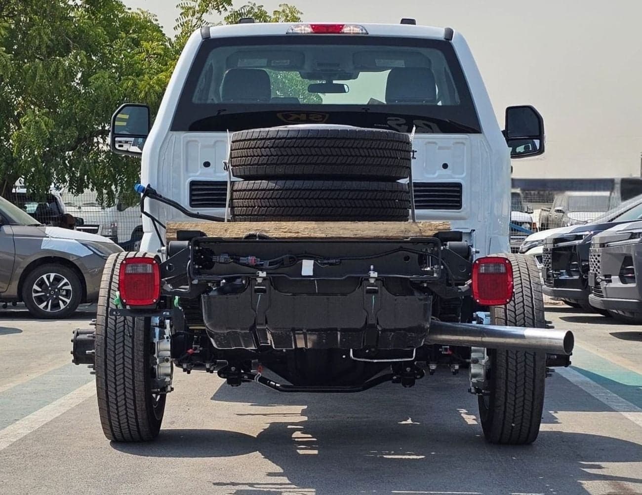 2026 Ford F-550 6.7L DIESEL thumbnail 6