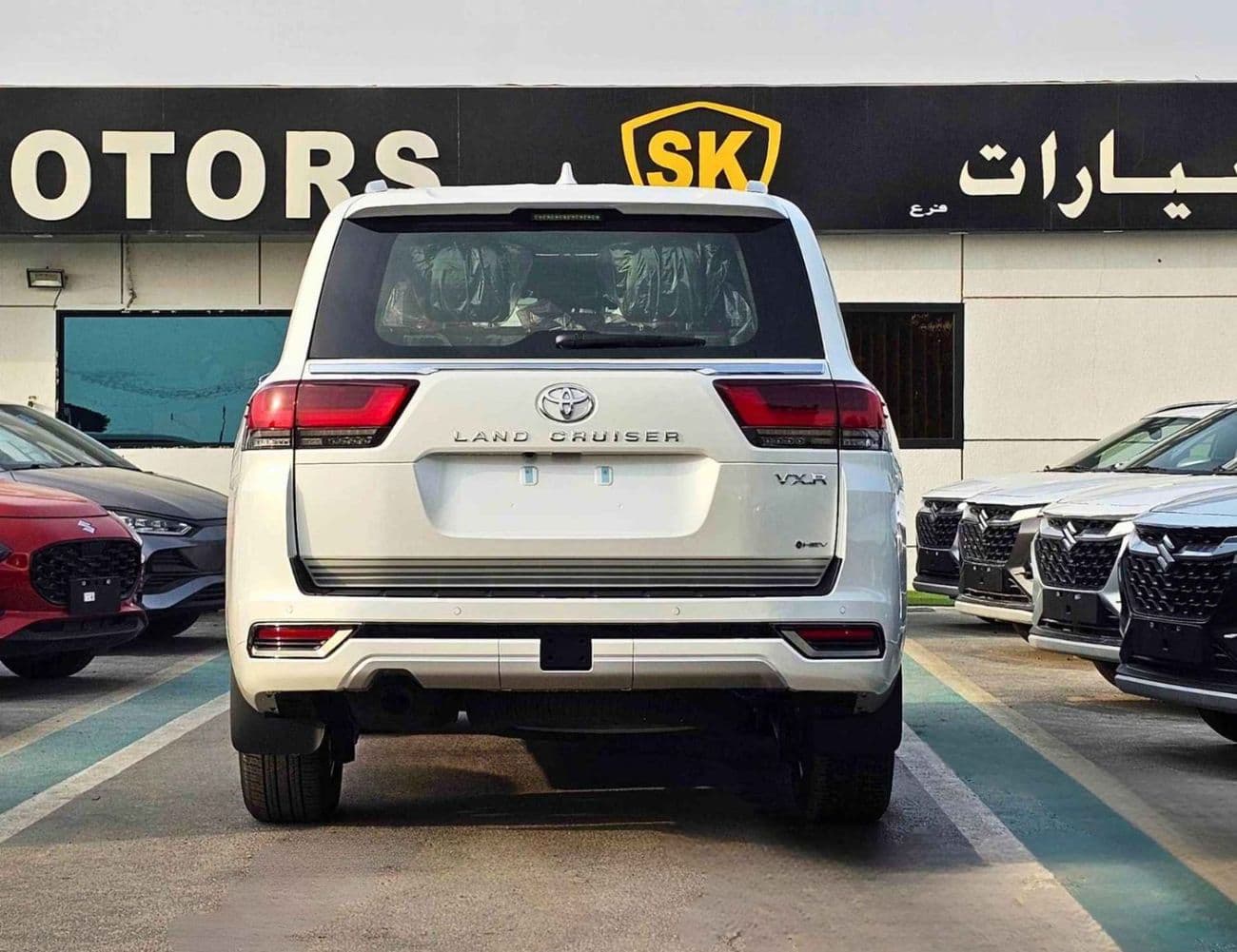 2026 Toyota Land Cruiser VXR thumbnail 4