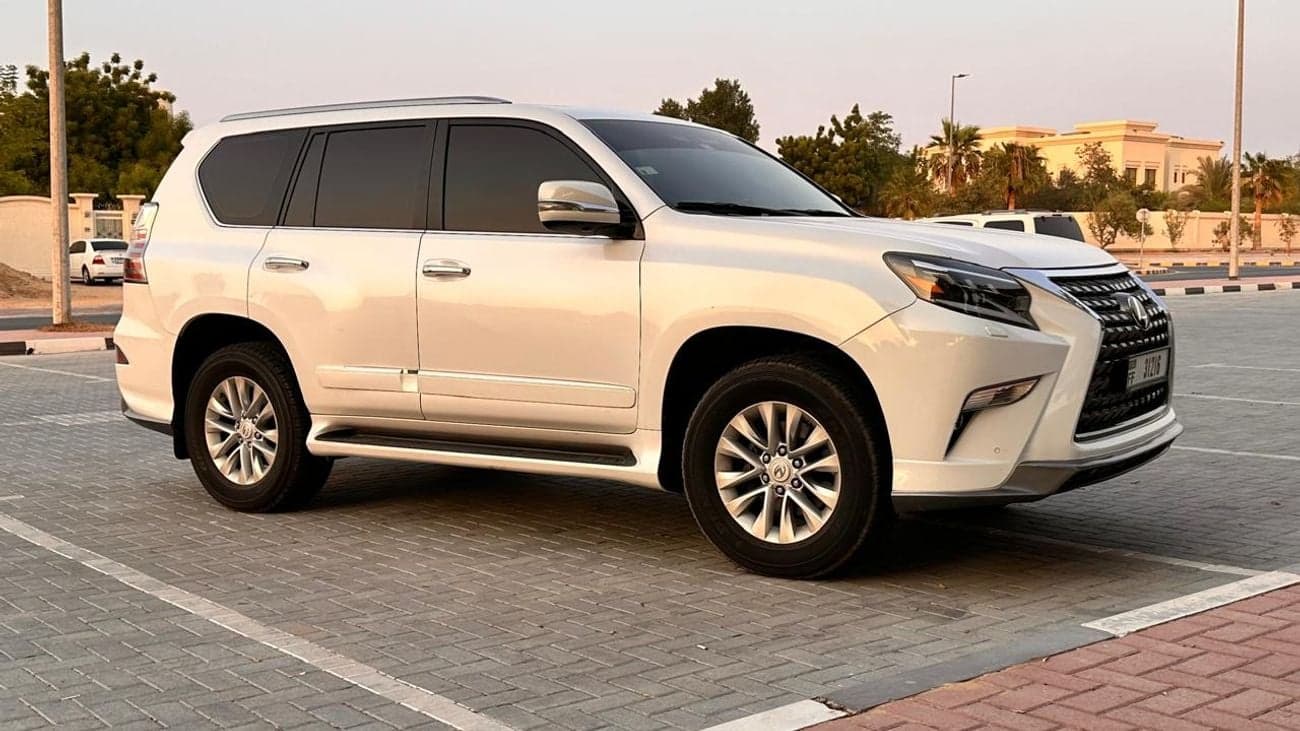 2014 Lexus GX460 GX460 thumbnail 3