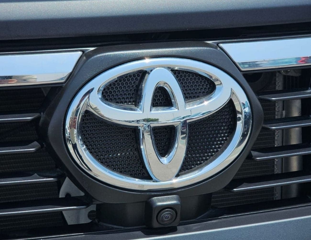 2026 Toyota Hilux ADVENTURE thumbnail 10