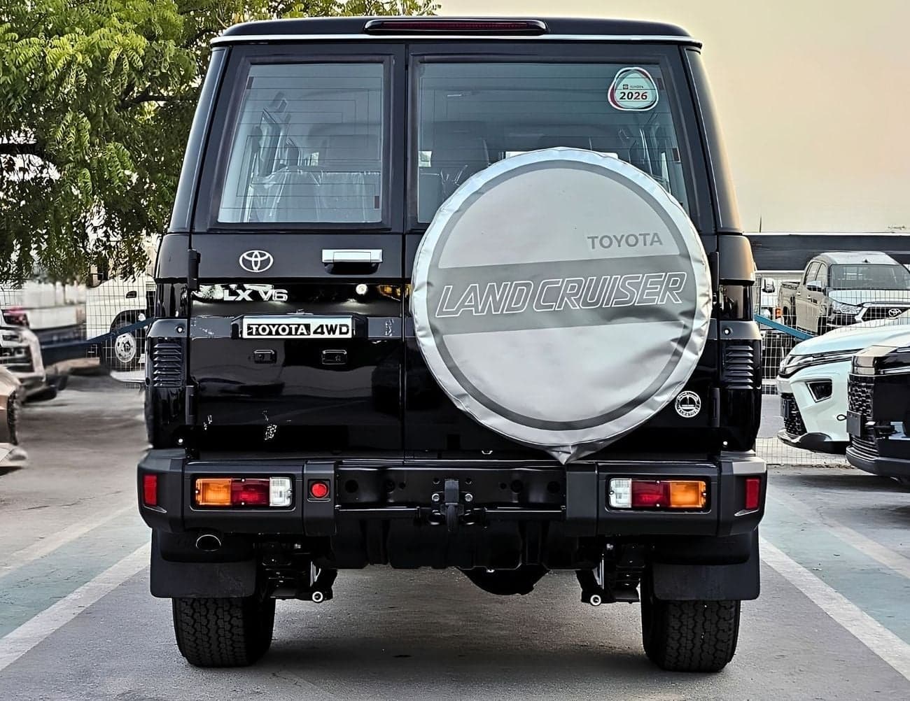 2026 Toyota Land Cruiser 70 LC76 LX thumbnail 6