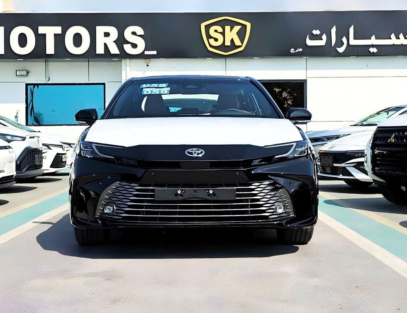 2026 Toyota Camry GLE thumbnail 3